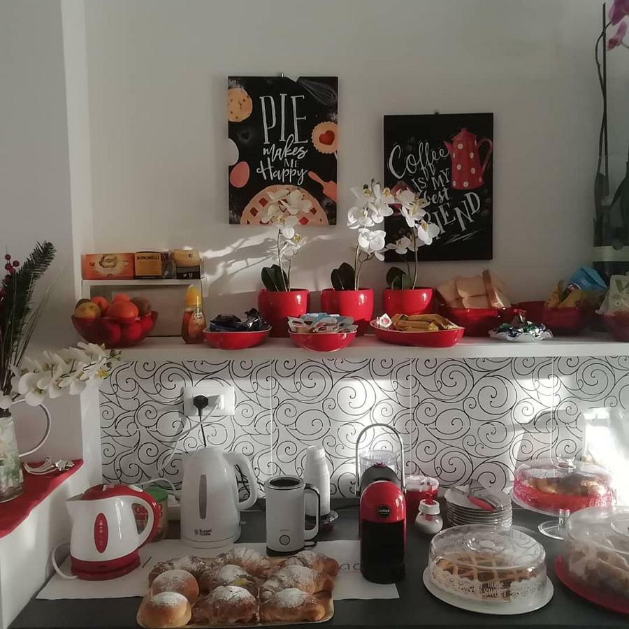 B&B Orchidea Salerno Bagian luar foto